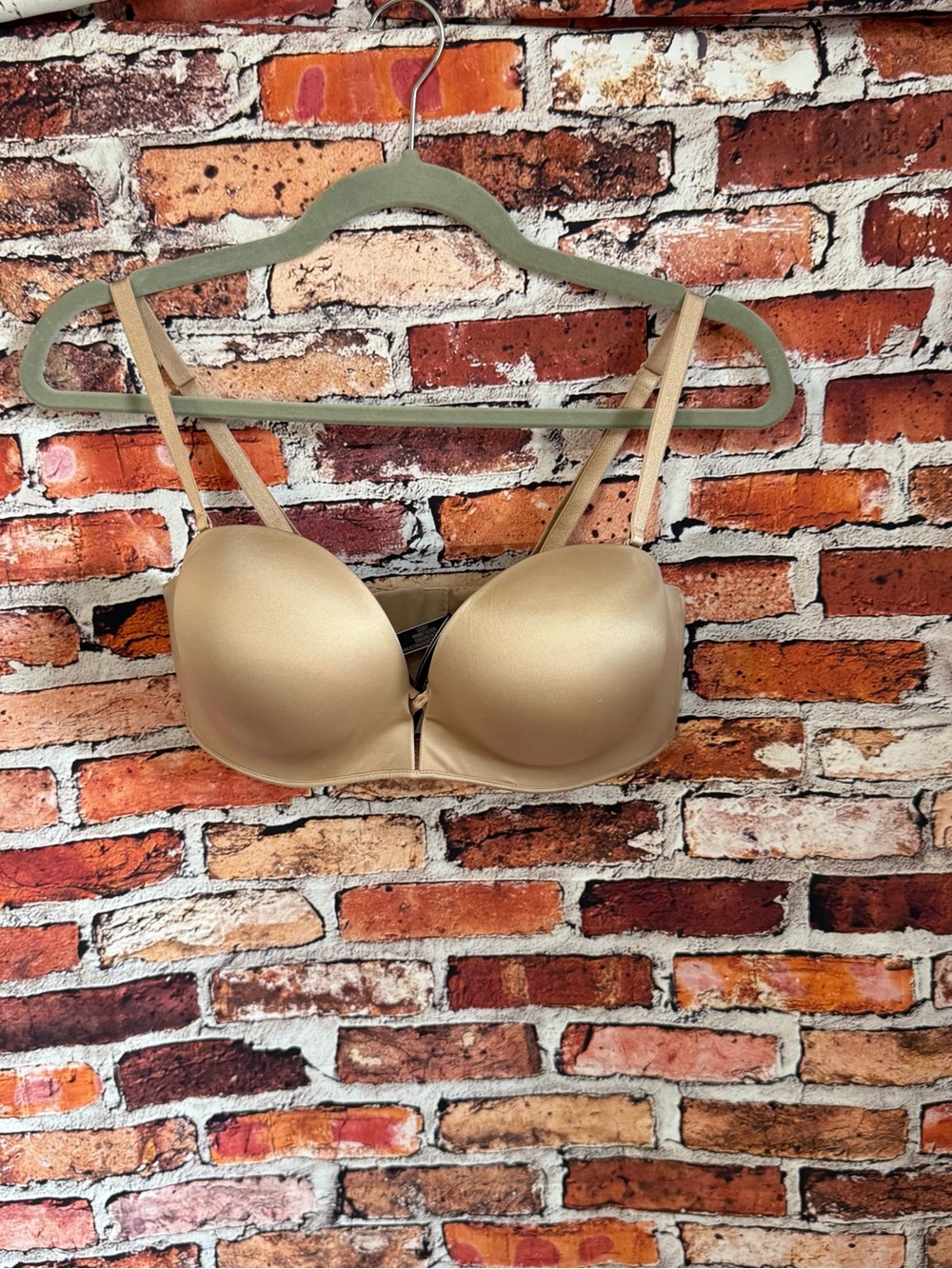 Victoria's Secret Smooth Nude Push-Up Bra 36C